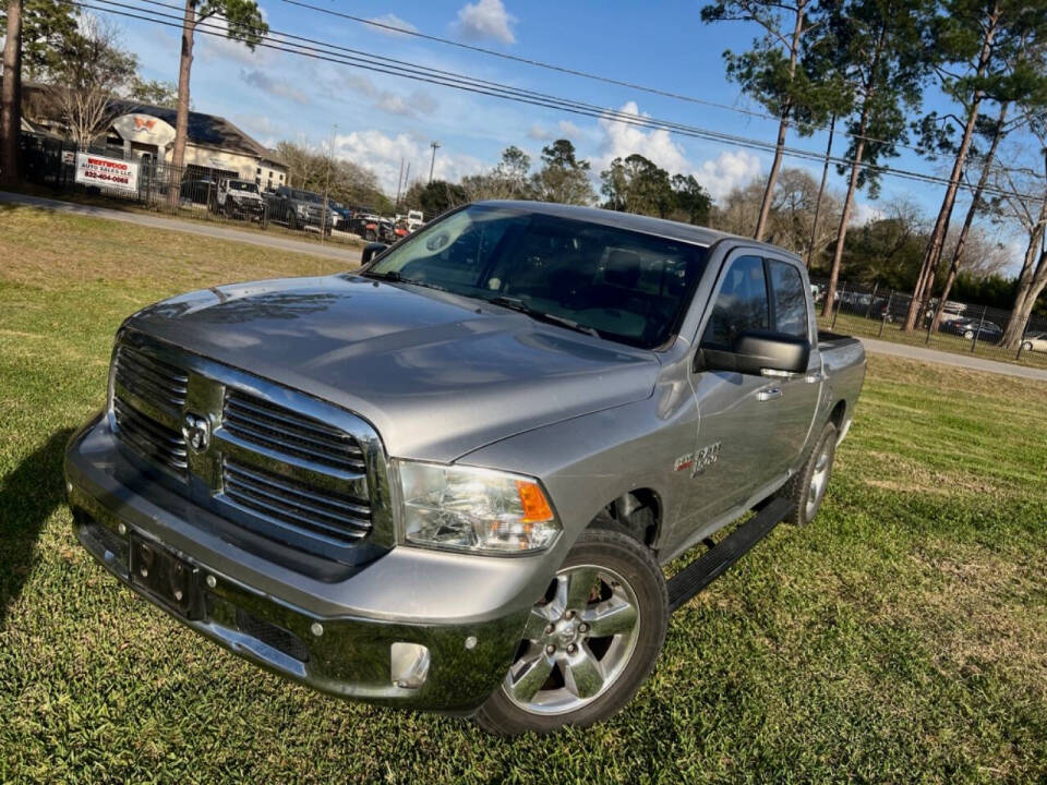 ram ram 1500 pickup 2019 1C6RRFFG2KN697060 image ram ram 1500 pickup 2019 1C6RRFFG2KN697060 image